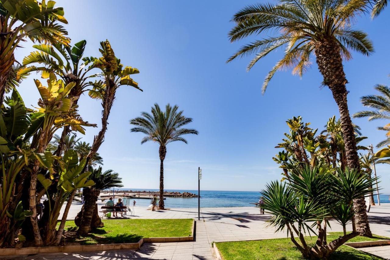 Casa Godisa Lägenhet Torrevieja Exteriör bild