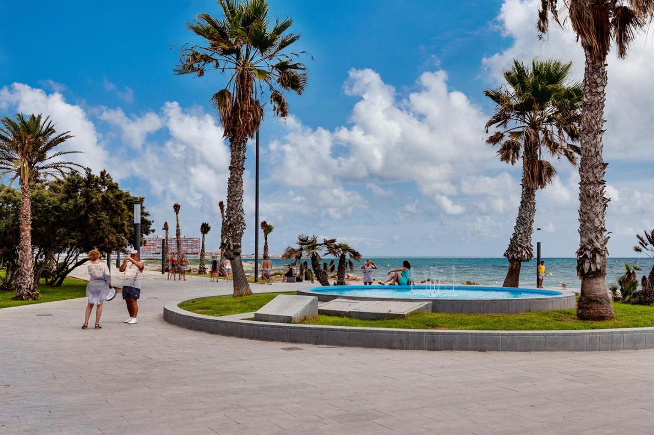 Casa Godisa Lägenhet Torrevieja Exteriör bild