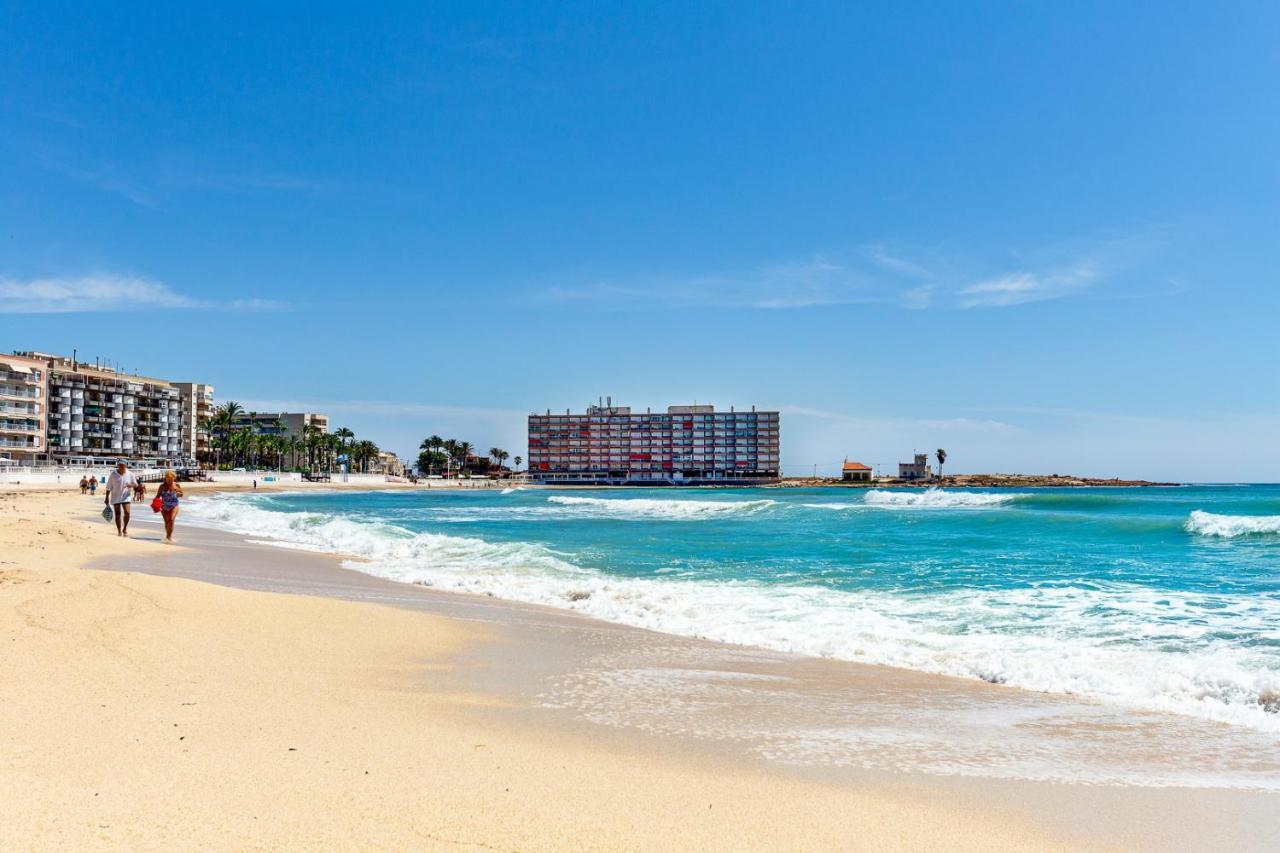 Casa Godisa Lägenhet Torrevieja Exteriör bild